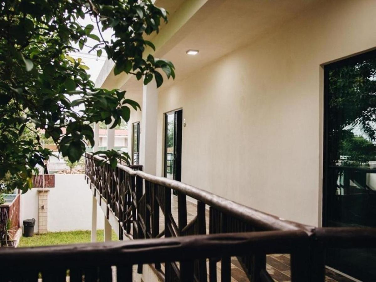 Hotel Brisas Bacalar Buitenkant foto